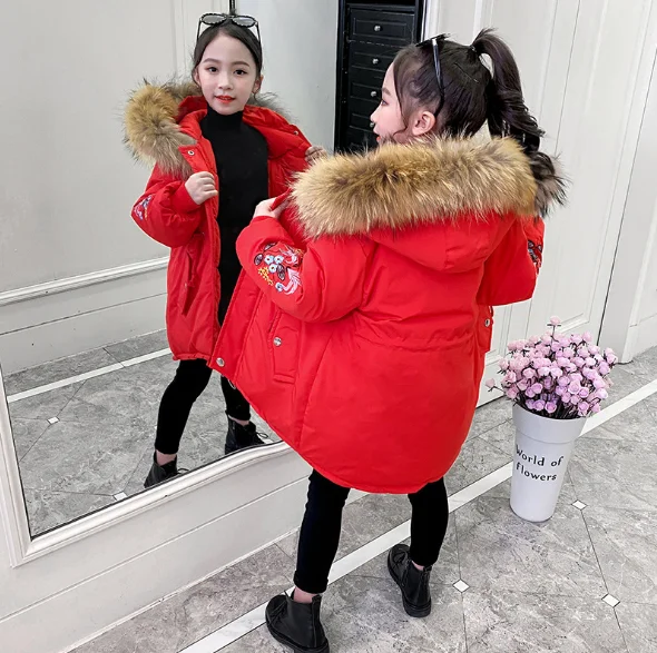 

Куртка детская зимняя, на Возраст 3-12 лет, с меховым капюшоном