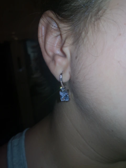 Женские прямоугольные серьги большие серебряные с цирконом и камнем милые