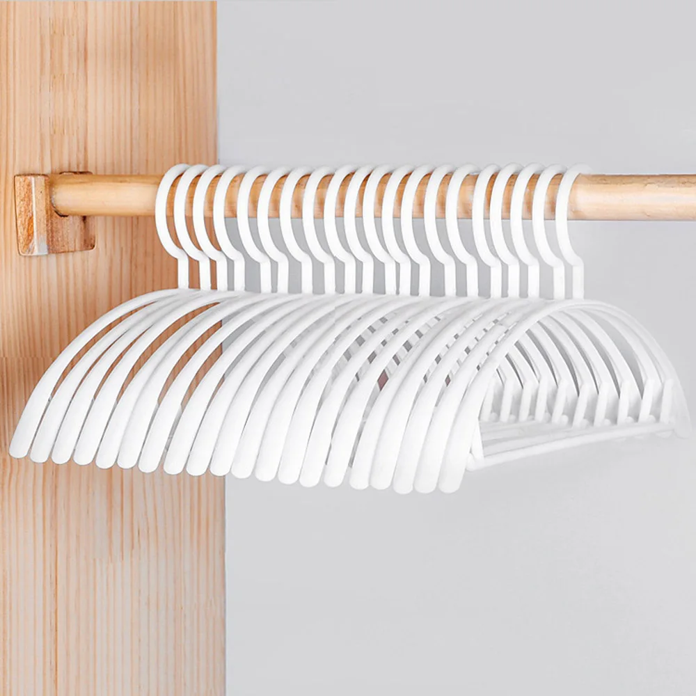 10 шт./лот пластиковые вешалки в форме дуги Противоскользящие для пальто футболки