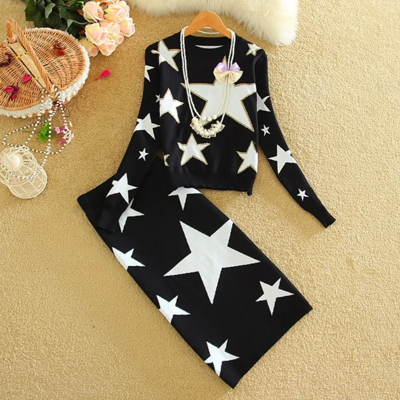 Женский костюм из двух предметов трикотажный свитер с коротким топом и юбка