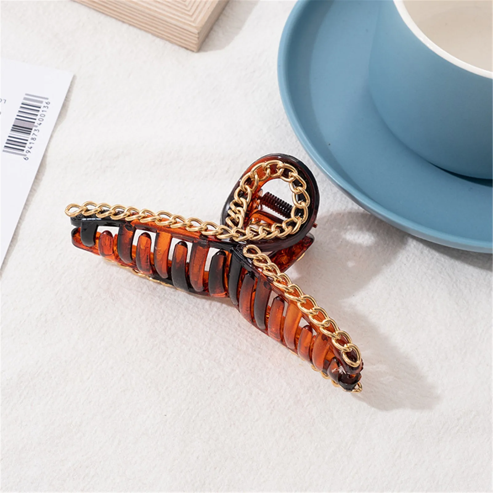 

2021 New Simple Acrylic Elegant Hair Claw Clips Makeup Hair Styling for Women Trip Barrettes Hair Accessories Headwear 3PC