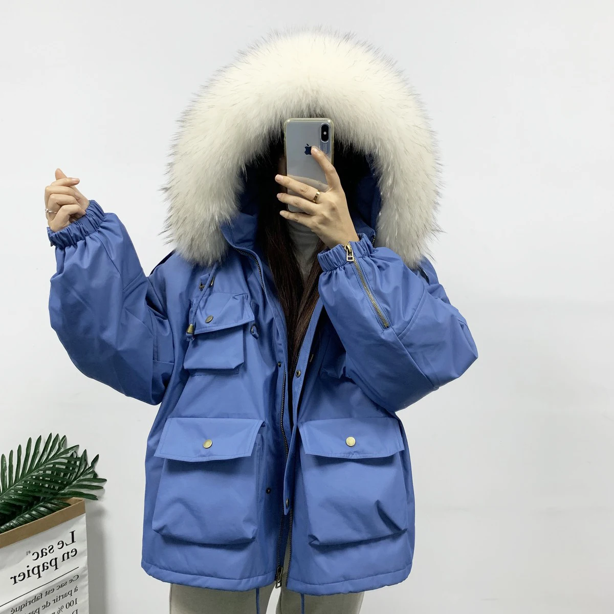 Пуховик женский зимний на белом утином пуху с капюшоном большой размер 2021 |