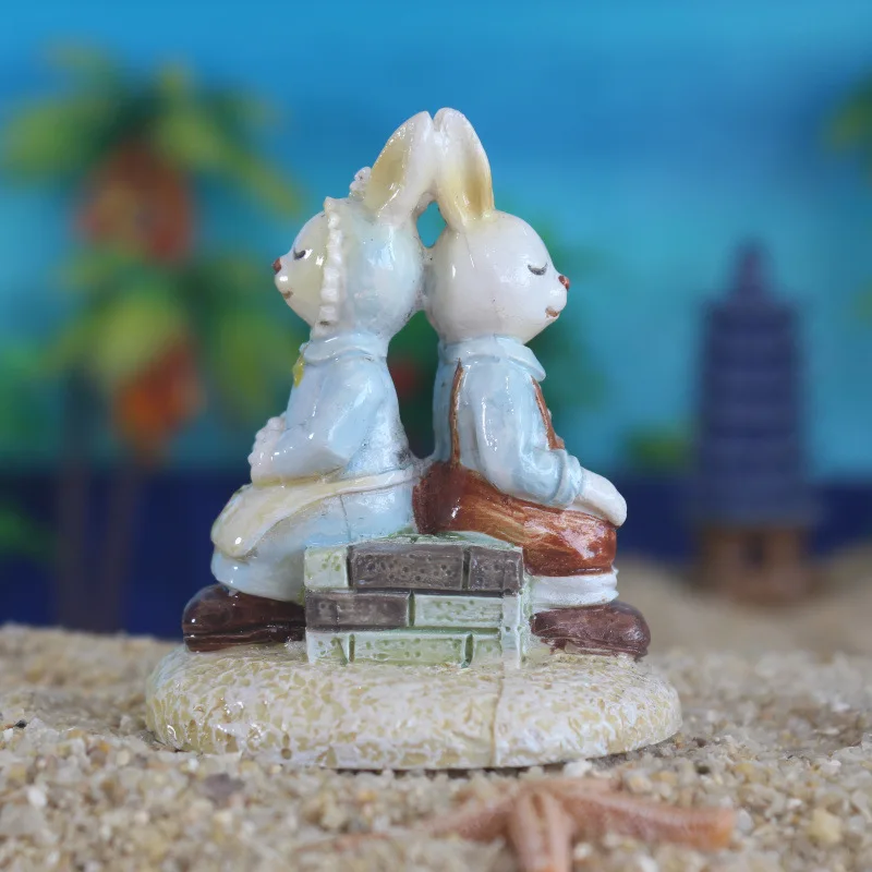 Rabbit white rabbit creative couple sand accessories | Дом и сад
