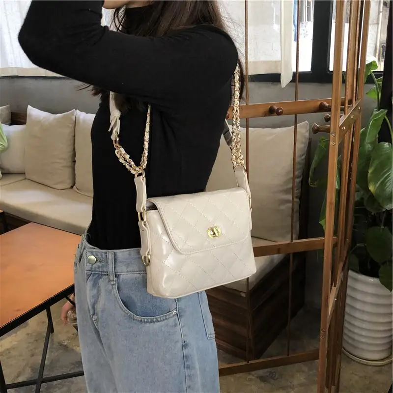 

2021 new diamond double chain bag texture small square bag fashion all-match shoulder bag messenger bag stray bag female