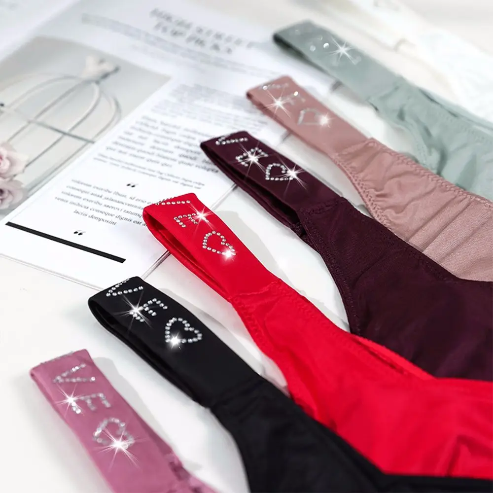 Женские трусики с заниженной талией однотонные Шелковые Стринги Стразы