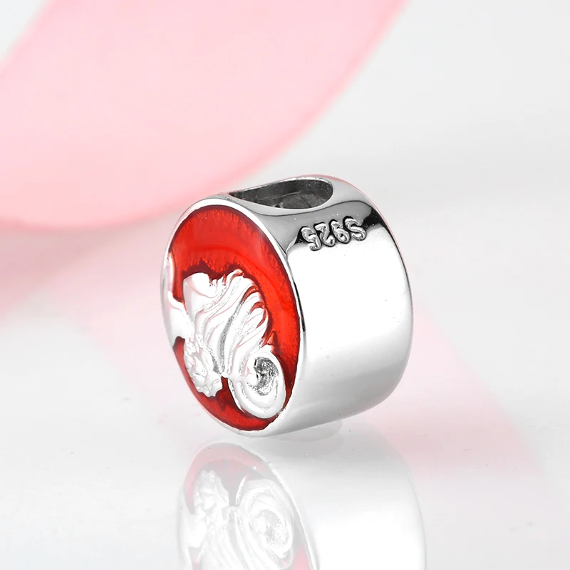 925 пробы серебряный красный эмаль красивая девушка голова портрет Круглый сделай