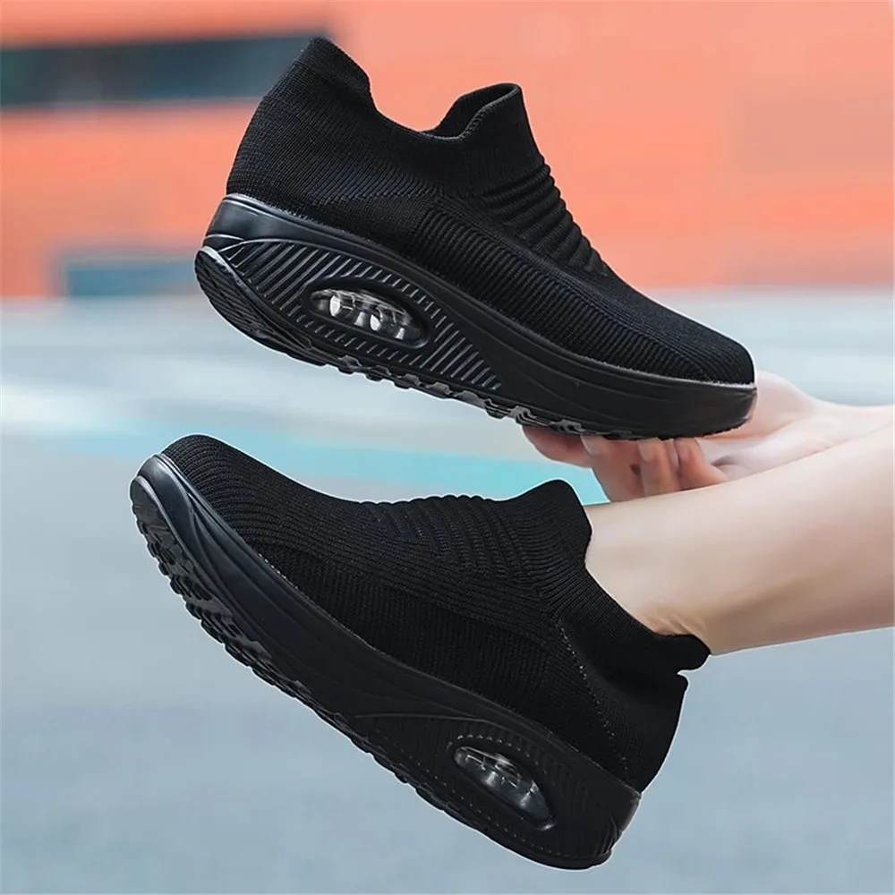 

Summer Breathable Mesh Platform Casual Shoes Woman Knitted Sock Sneakers Female Thick Bottom Non-Slip Walking Shoes 2021