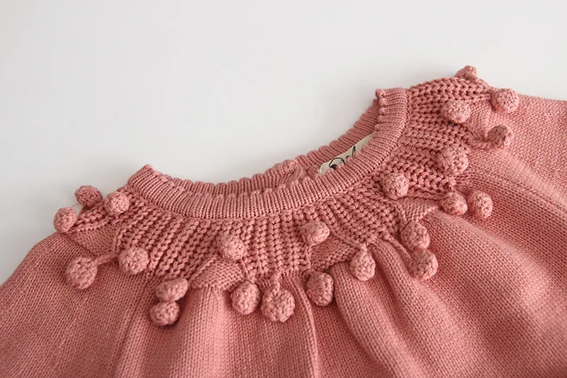 Детский комбинезон для новорожденных девочек с помпонами и кисточками цвет