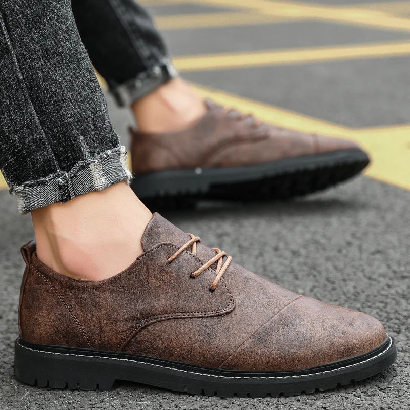 

Leather Men Shoes lace up Oxfords black Casual Classic Sneakers For Men outdoor fashion breathable Comfortable Footwear