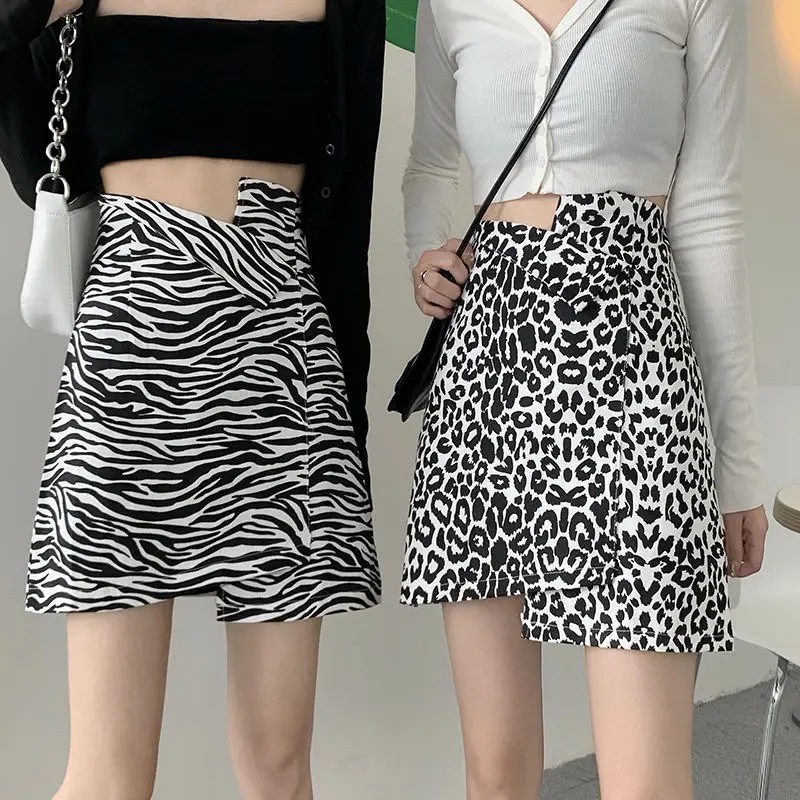 

Summer Korean Chic Lopsided Zebra Hip Skirt Women White Leopard Print A Line Mini Skirts Sexy Clubwear Girls Irregular Skirts