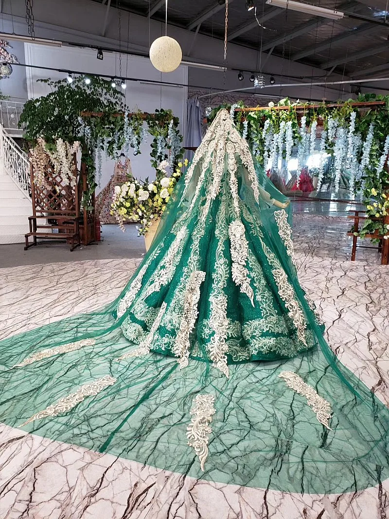 Arabic Muslim Wedding Dresses African Long Sleeves Lace Vintage for Bridal Women Wear Ball Gowns