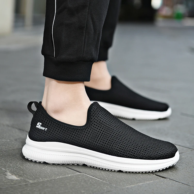 

2021 New Lightweight Mesh Sneakers Men Fashion Casual Walking Shoes Men Summer Outdoor Quick Dry Sneakers Unisex Big Size 36-47