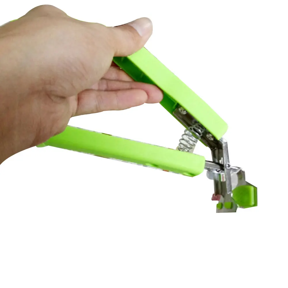 

Picnic Pot Anti-Hot Clip Holder Clamp Anti-scraping Lifter for Bowl Dish Kitchen Microwave Oven BOM666