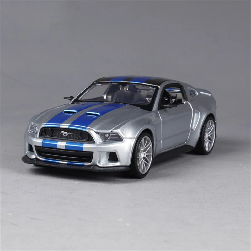 Изысканная 1:24 модель из сплава Mustang GT спортивного автомобиля коллекция премиум и