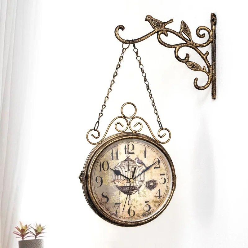 

Retro Creative Wall Clock Simple Fashion Antique Home Decor Wall Clock Living Room Decoration Reloj Pared Wall Decor BC50GZ