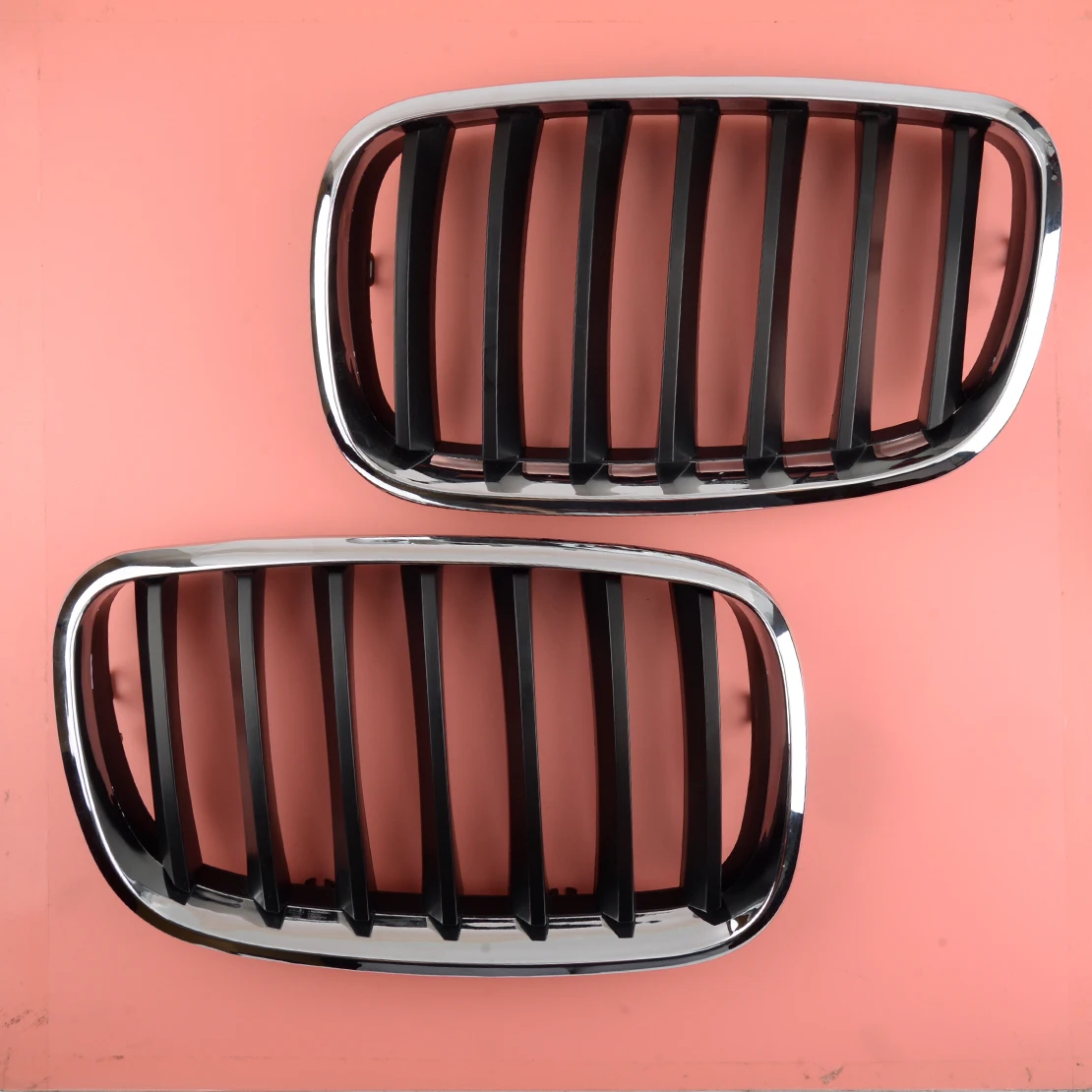 

Радиатор для переднего бампера BMW X5 E70 X6 E71 E72 51137305589-51137305590, 2 шт.