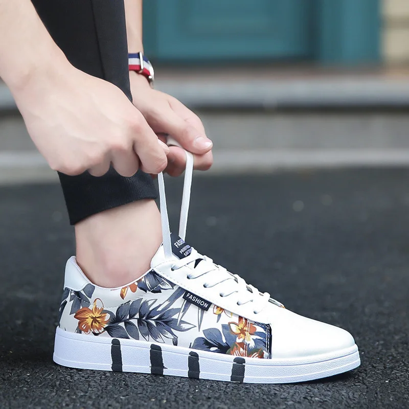

Summer Men Casual Shoes Lace-up Canvas Shoes Flower Printed Men's Flats Vulcanized Shoes Breathable Walking Sneakers Trainers