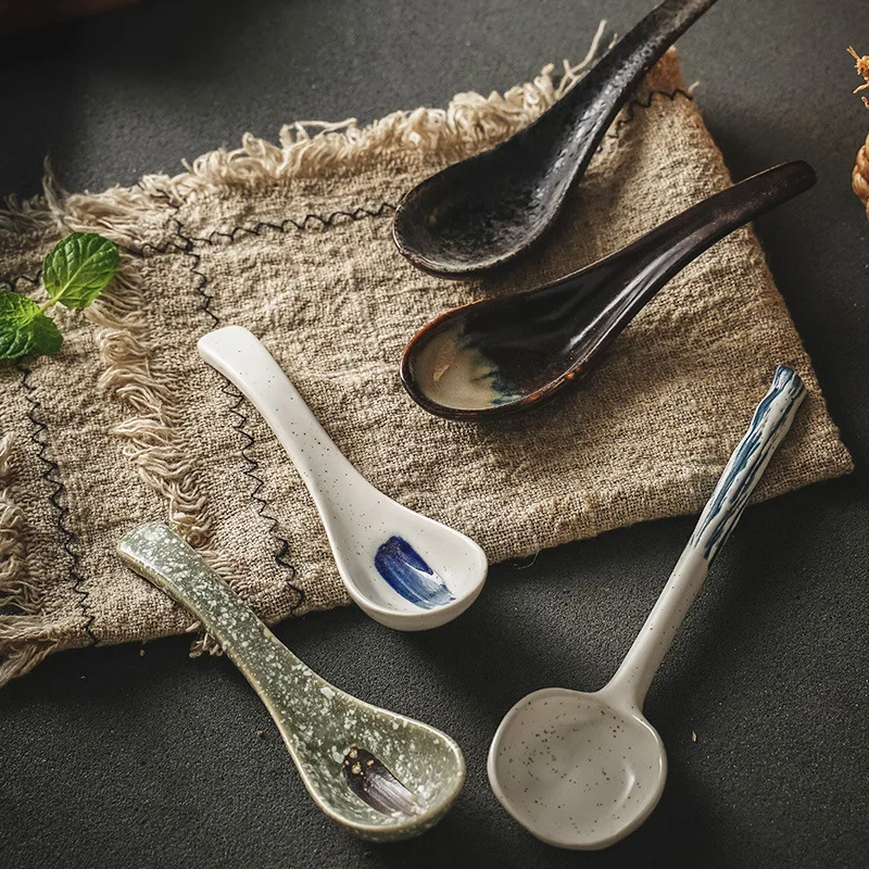 

Japanese Ceramic Long Handle Round Spoon Household Kitchen Tableware Soup Rice Stirring Ramen Ladle Restaurant Decoration Crafts