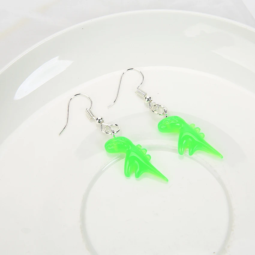 

1 пара мини-динозавры из смолы в Висячие серьги для женщин и девочек Подарки на день рождения серьги для детей подростков ювелирные изделия