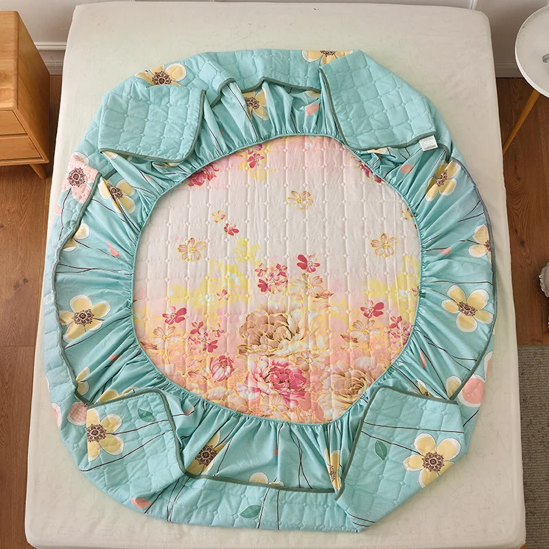 Утолщенный стеганый матрас наматрасник для двуспальной кровати простыня с