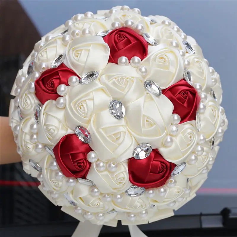 Свадебные букеты с жемчугом и кристаллами цвета слоновой кости королевские