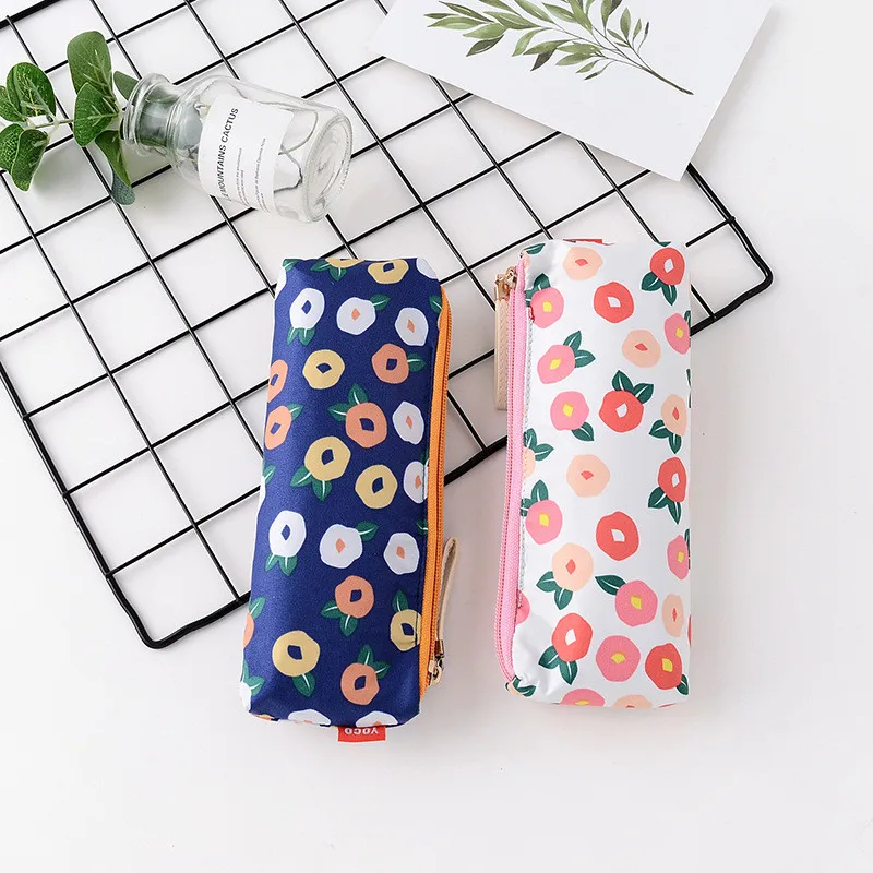 

Men And Women Mini Umbrellas Ultra-light Sunscreen Cherry Blossoms UV Protection Portable Folding Umbrellas with Carry Bag