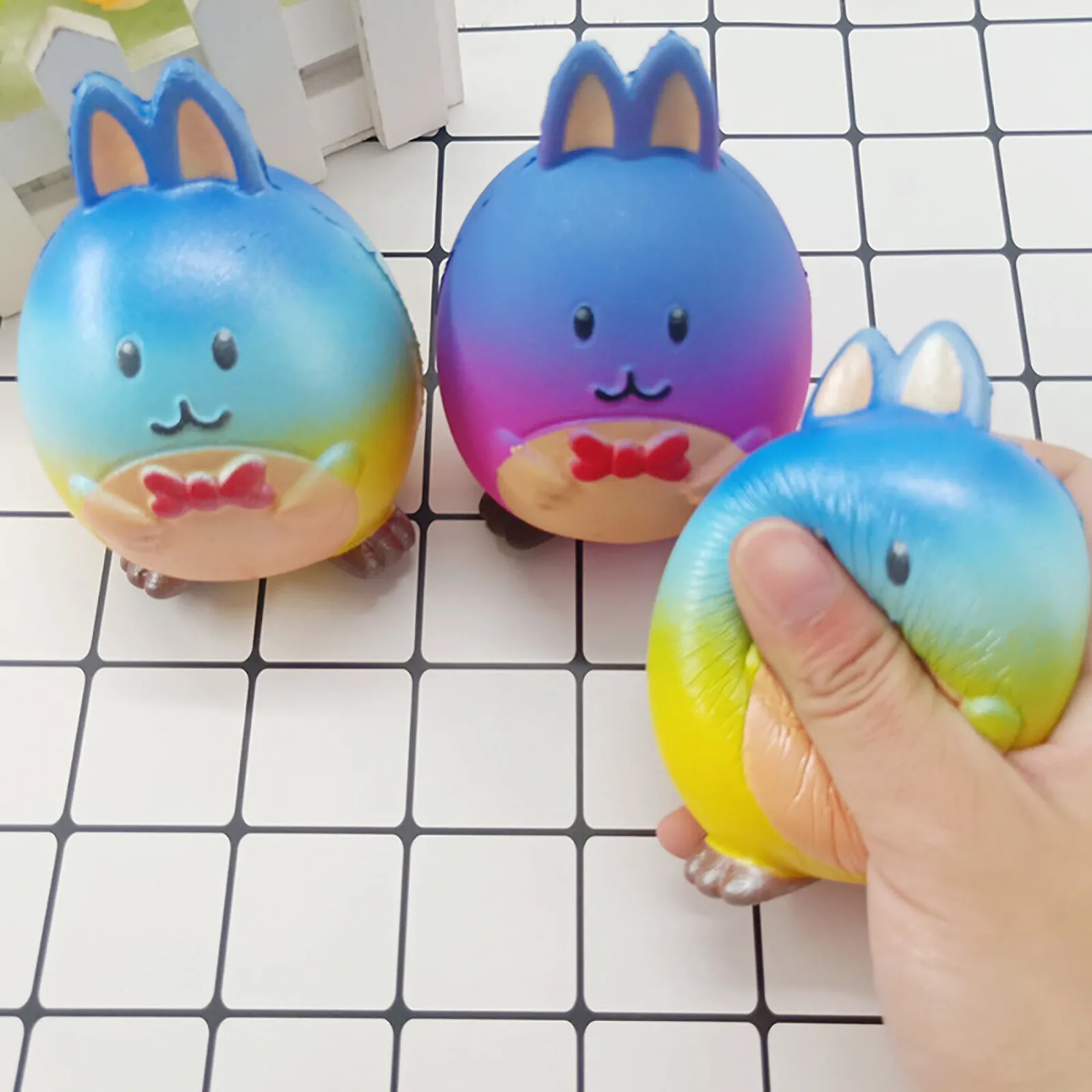 

Unzipped Ball Simulation Cute White Rabbit Rabbit Decompression Decompression Toy Cute Dinosaur Decompression Pressing Tool Fun