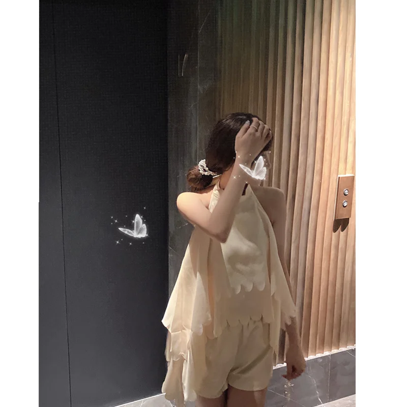 

Sweet style street two-piece 2021 summer new French sexy top + high-waist wide-leg shorts
