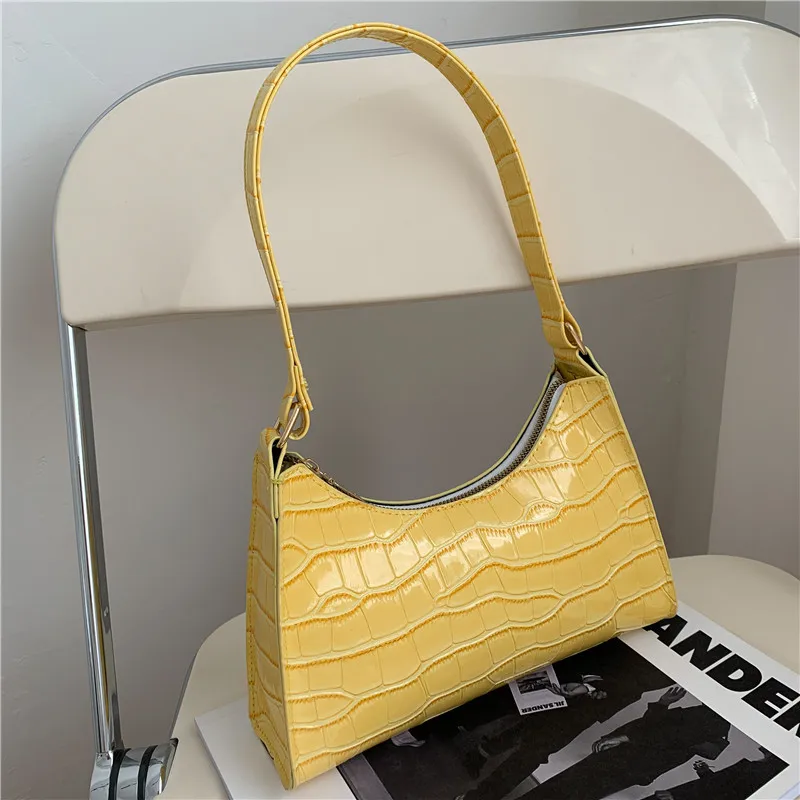 

2021 fashion bag handbag 2021 popular new trendy fashion shoulder bag soft face small square bag