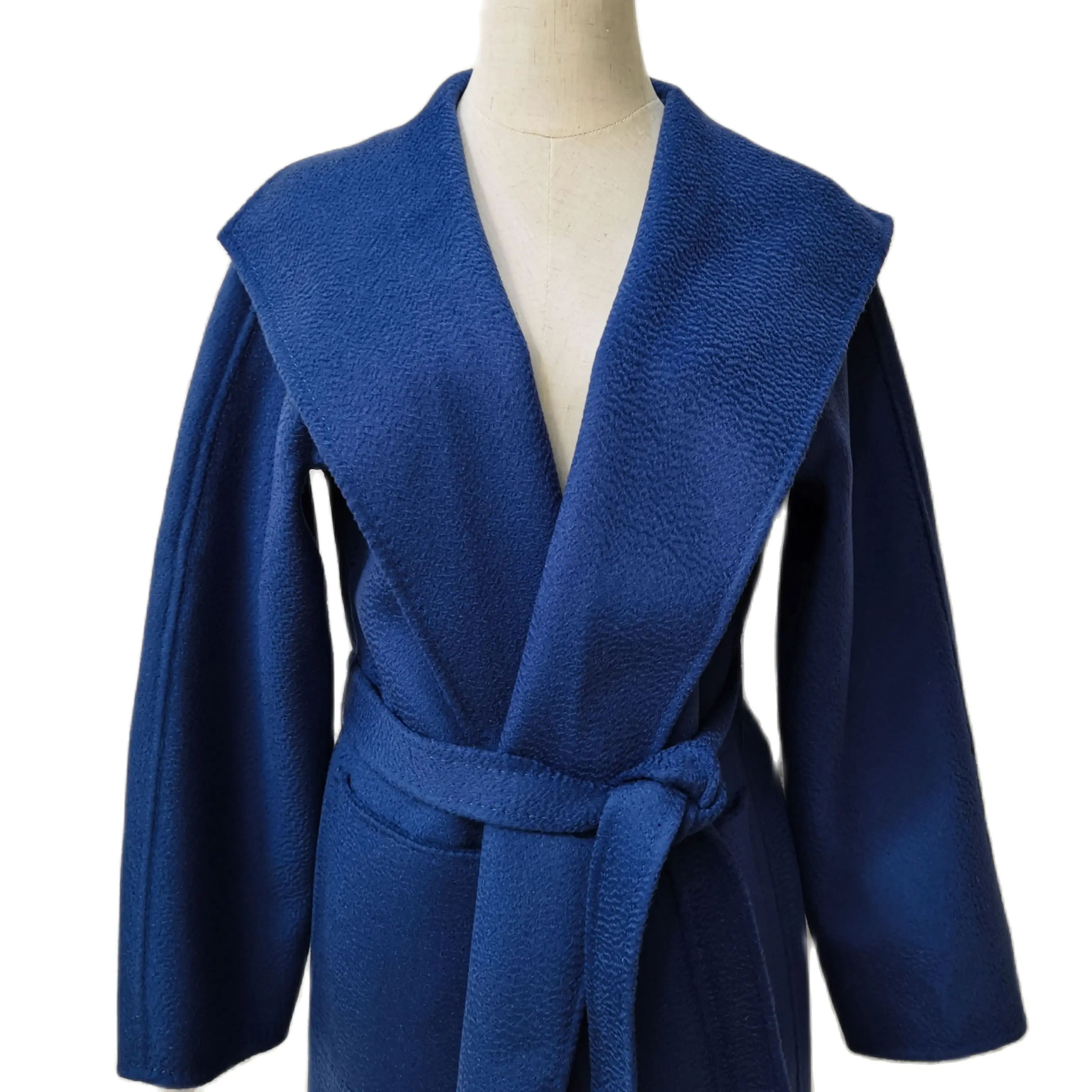 Кашемировое пальто средней длины для женщин