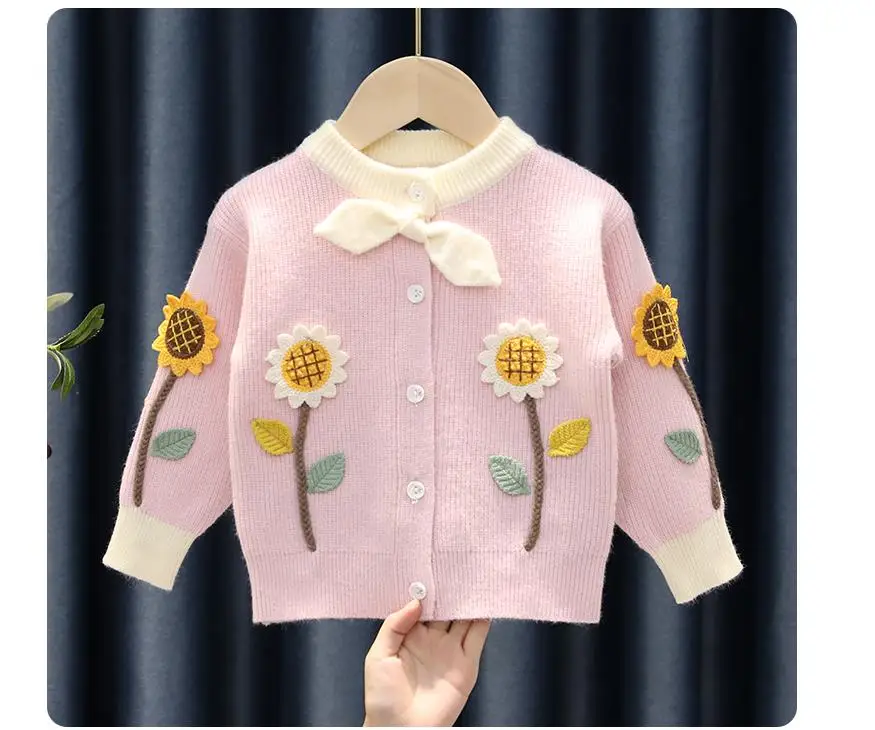 

Girl's lapel sweater baby embroidered cardigan