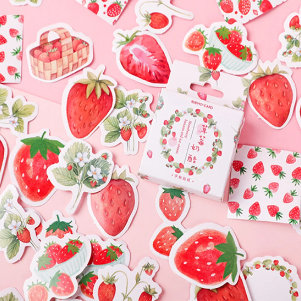 

45 шт., наклейки в виде клубники