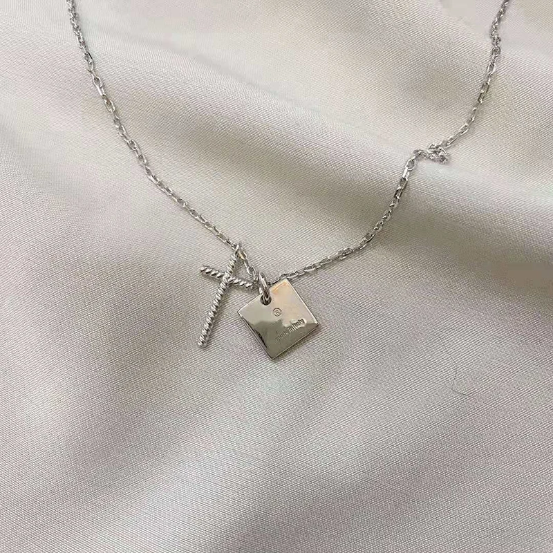 

Women's Fashion S925 Sterling Silver Thread Cross and Square Pendant Necklace Original High Quality Exquisite Jewelry Gift
