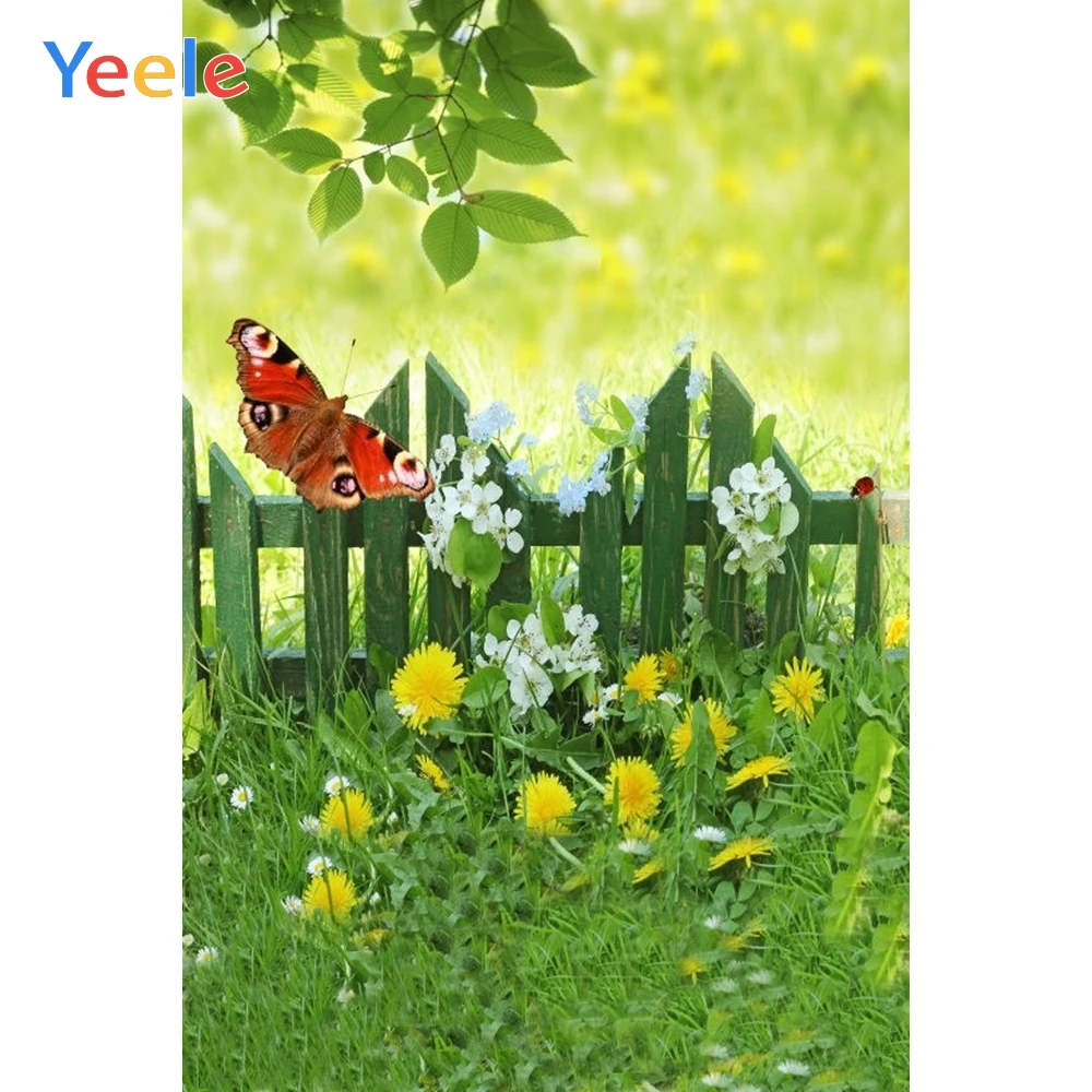 Фон для студийной фотосъемки с изображением весеннего луга цветов ветвей забора