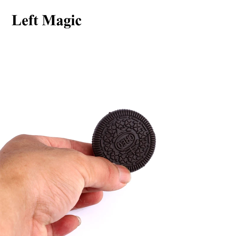 Печенье укушенное Восстановленное OREO печенье крупным планом волшебные трюки