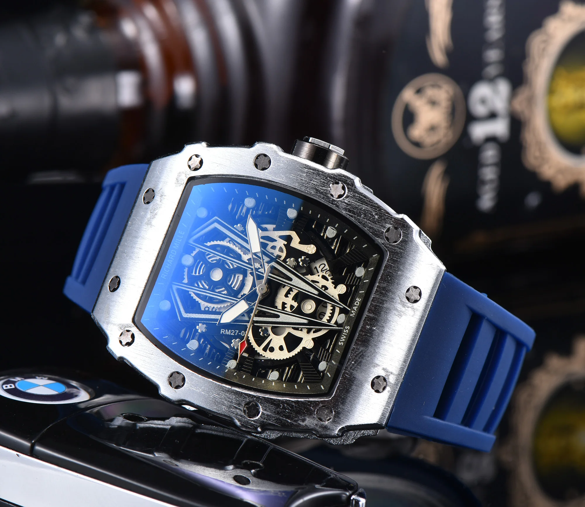 

Quartz full-function Guitou men's tape fashion watch