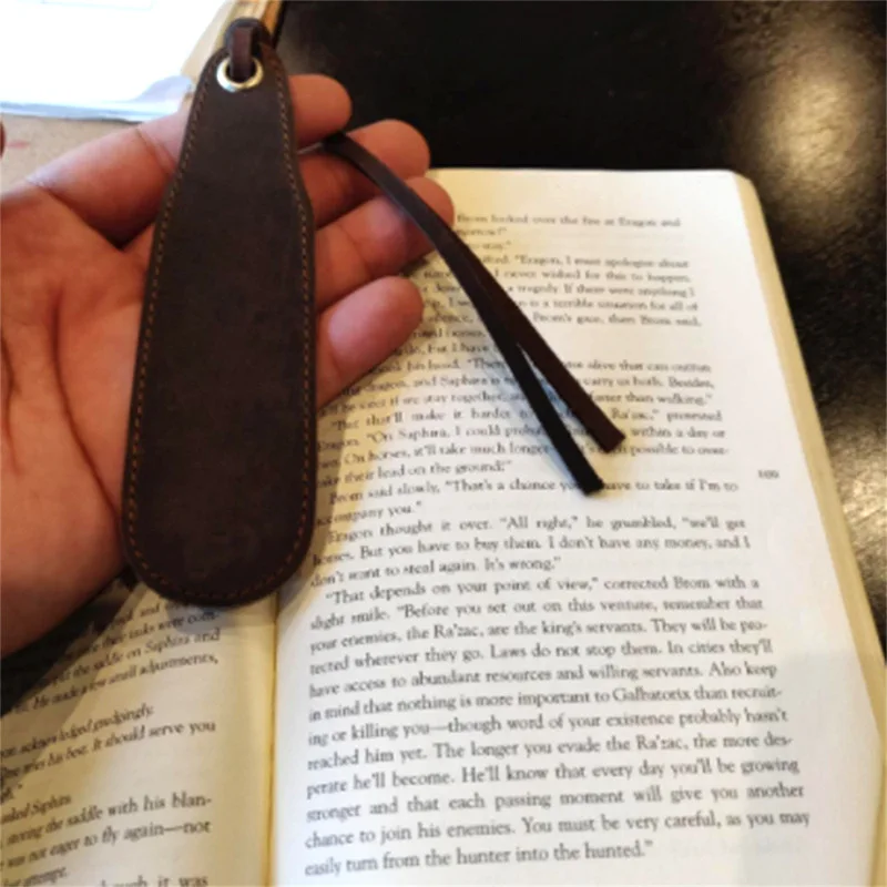 

Retro Leather Handmade Bookmark Vintage Book Marker Page Holder Documents Notebook Bookmark Birthday School Supplies Gift