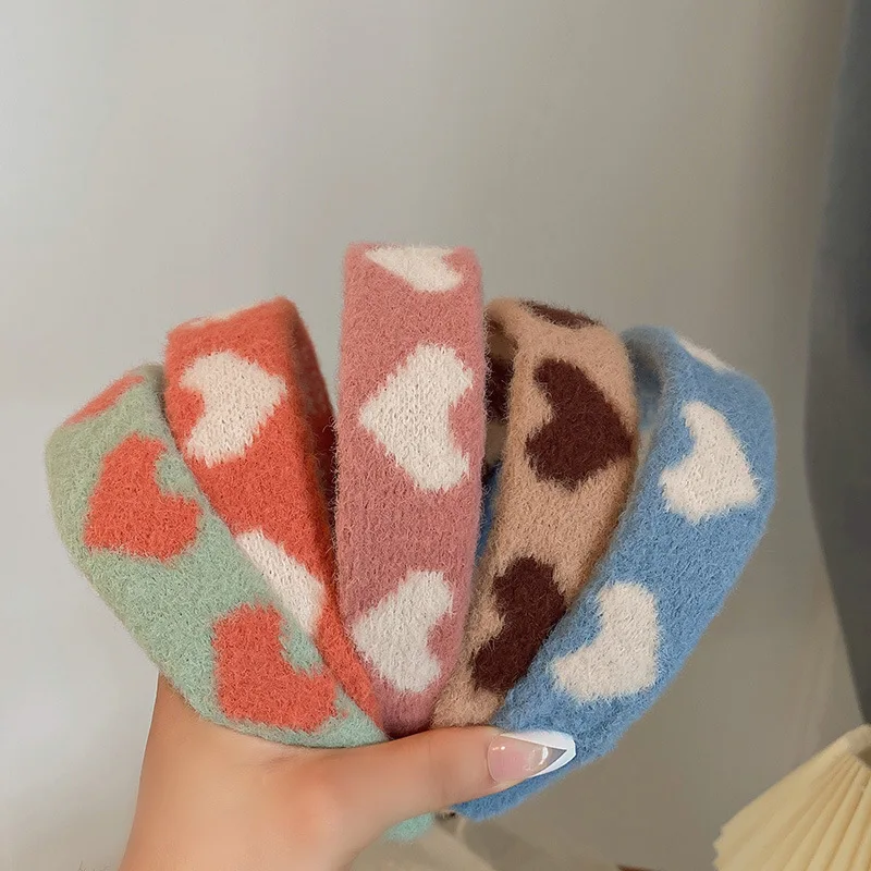 

Minar Kawail Colorful Love Heart Plush Headband for Women Girls Korea Trendy Rainbow Hairy Wide Brimmed Hairbands Accessories