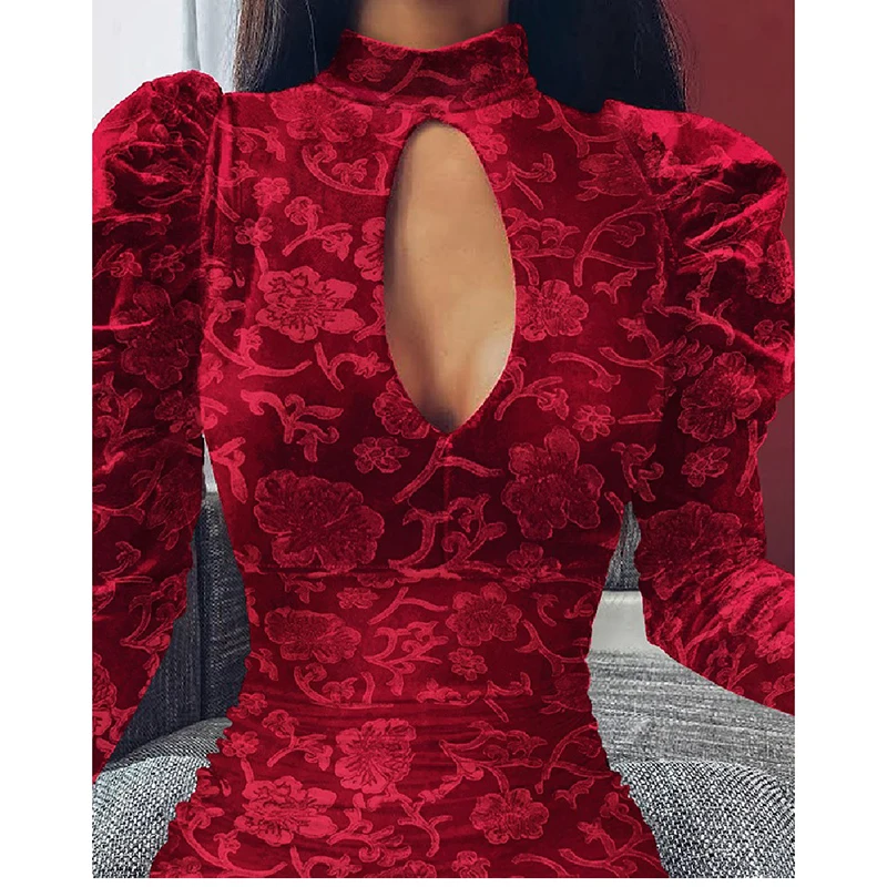 

Women Long Sleeve Velvet Dress Mock Neck Embroidery Keyhole Mini Dress Sexy Red Floral Bodycon Party Dresses Winter 2019 Vestido