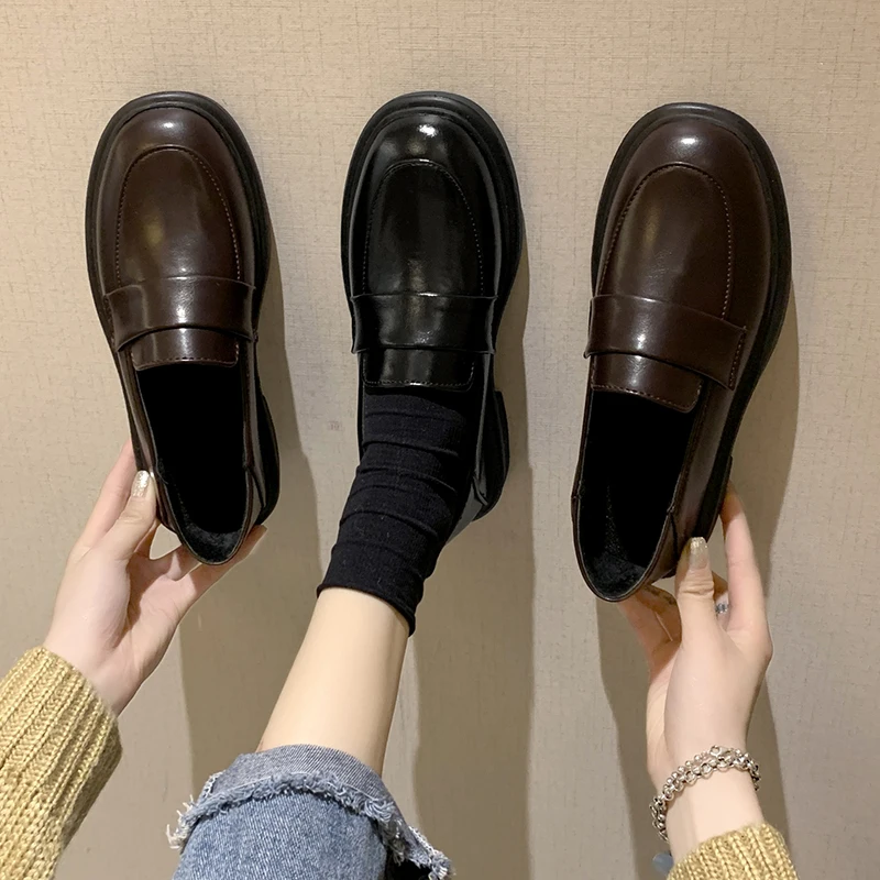 

Round Toe Flat Black Shoes For Women Autumn British Style Casual Female Sneakers Slip-on Shallow Mouth Ladies' Footwear Loafers