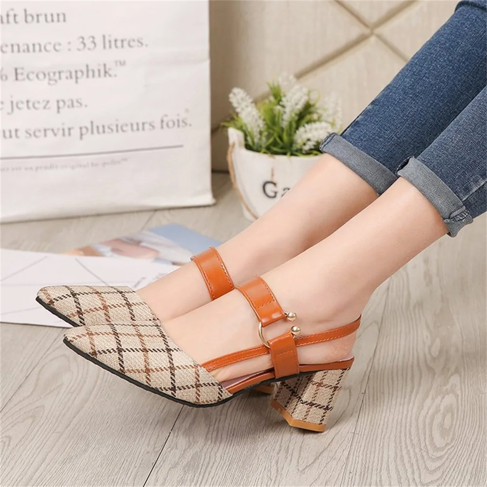 

New Retro Pumps Women 2021 Spring Closed Toe Chunky Heel With Buckle Ladies Dress Shoes 34-40 Female Plaid Elegant Sandals