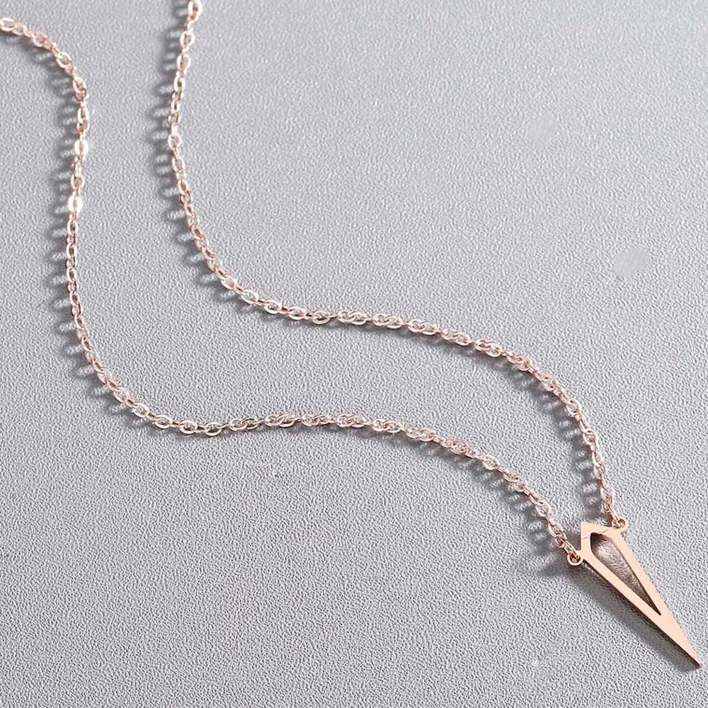 Ожерелье Chandler с пустотелым кинжалом женское ожерелье подвеской Чокеры для