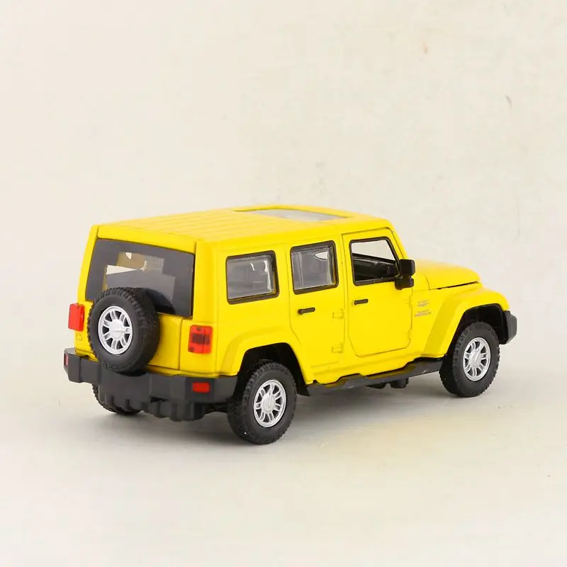/Литье под давлением модель игрушки/1:32 Масштаб/Jeep Wrangler Супер спортивный автомобиль/оттяните назад/звук и свет/Набор для обучения/подарок