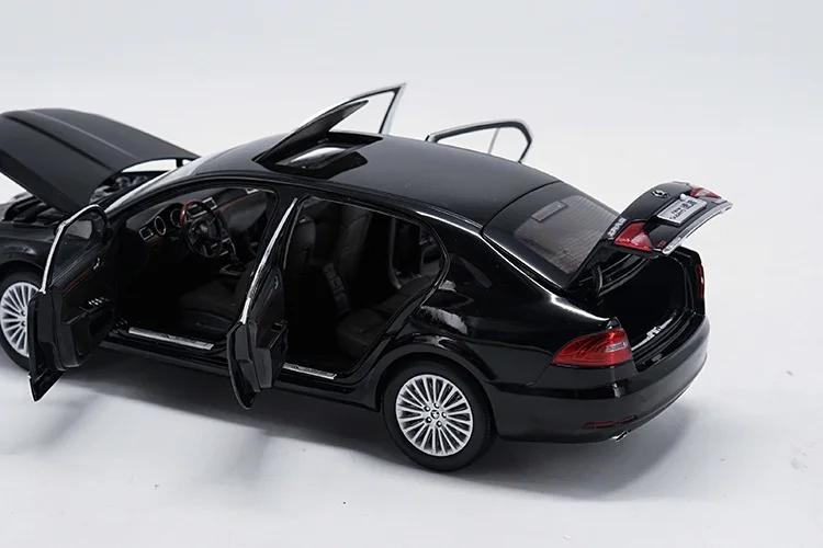 1:18 Skoda Superb сплав модель автомобиля статические металлические модельные автомобили оригинальная коробка для коллекции подарков
