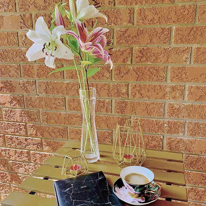 Набор из 2 золотистых геометрических металлических подсвечников для гостиной и