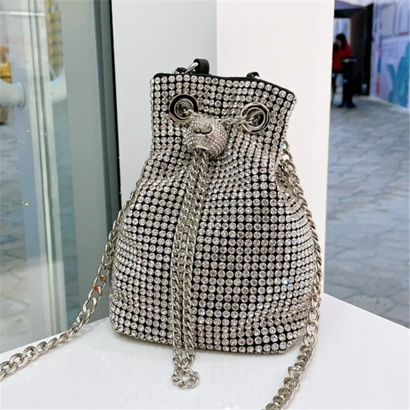 

Сумка-мешок через плечо с бриллиантами для женщин 2023 Новые Роскошные Дизайнерские Сумочки серебряные кошельки с кристаллами женская сумка