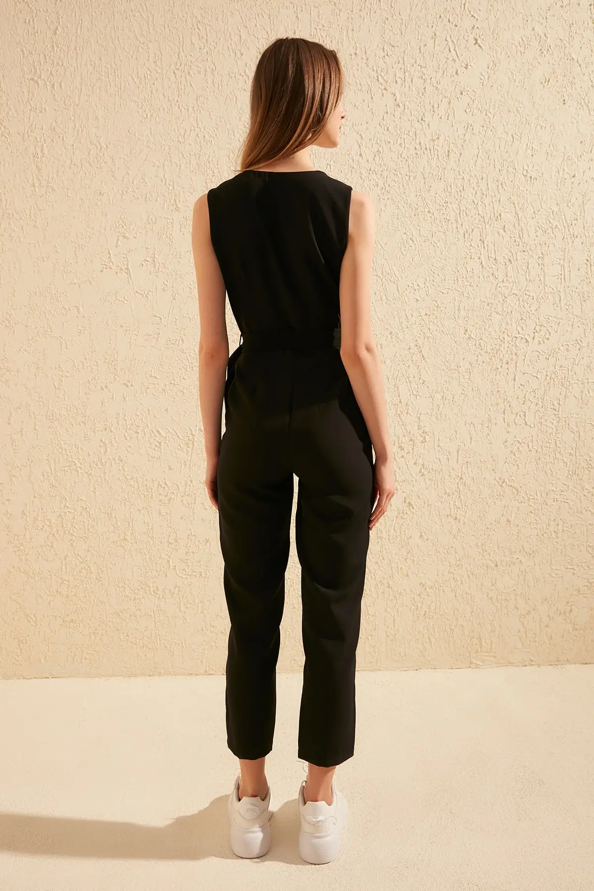 

Trendyol Arched Jumpsuit TWOSS20TU0019