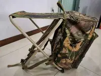 Складной рыболовный стул с интегрированным рюкзаком. #2