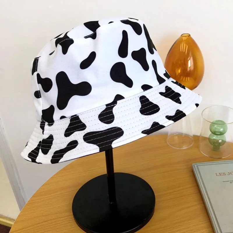 

Women Fashion Fisherman Hat Japanese Niche Cute Cow Wild Double-sided Sunshade Hat Cotton Polyester New Arrivals 2021 Hot