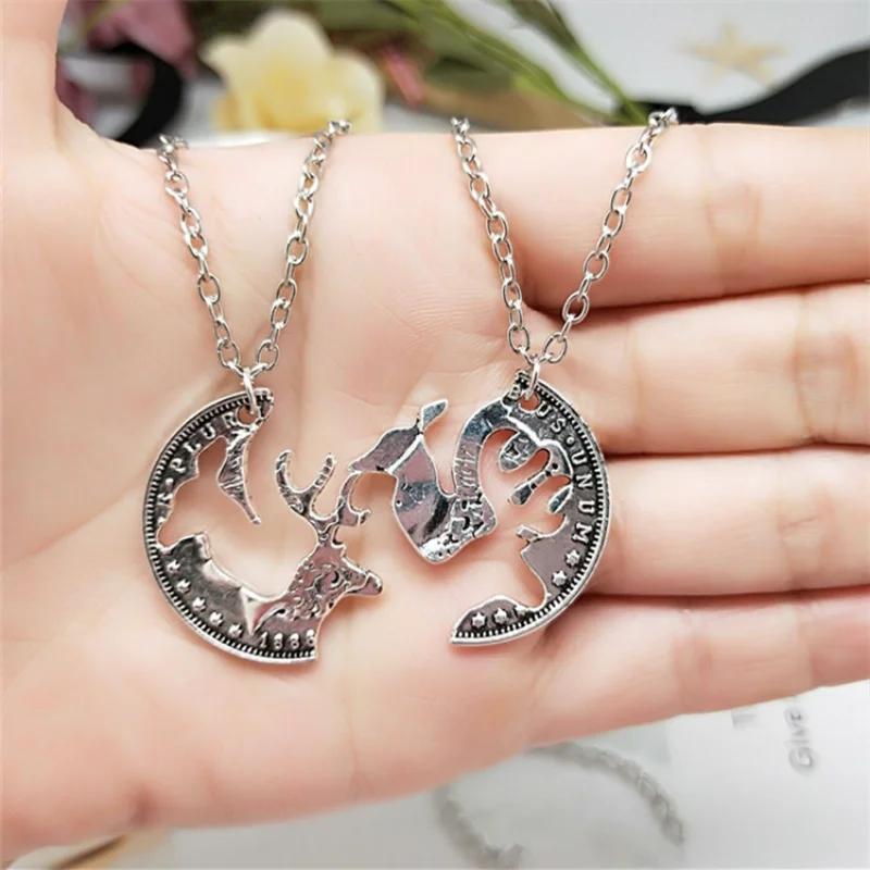 

Couple Necklace Men and Women Pair Fashion Stitching Pendant Retro Elk Clavicle Chain
